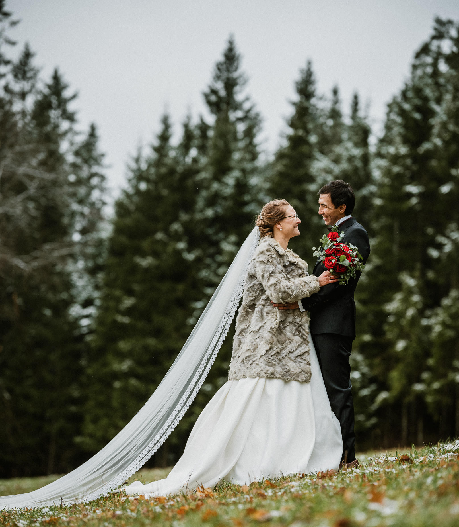 Vinterbröllop i Småland - bröllopsfotograf i Småland